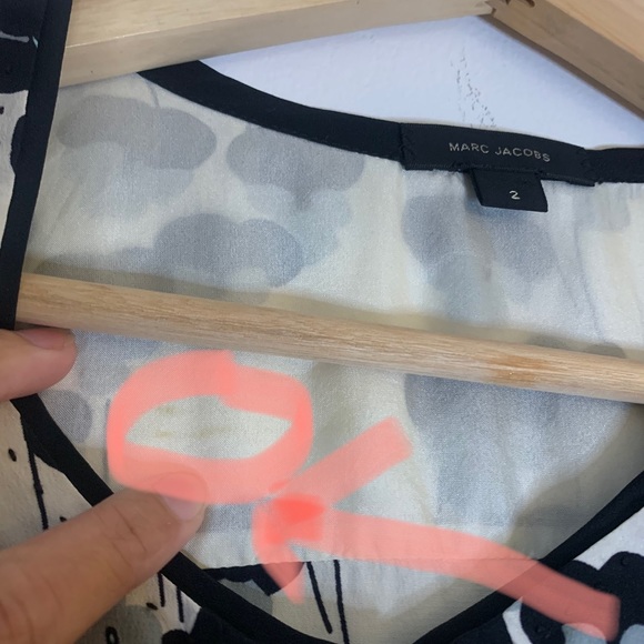 Marc Jacobs Blouse Floral  Button up  Sz 2 - Picture 7 of 7